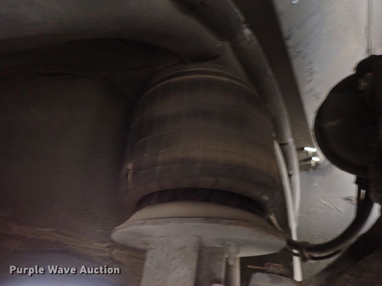 image for item DN2185 2006 El Dorado E-Z Rider II  transit bus