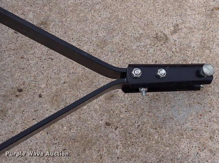 image for item DN2233 Lawn and garden equipment