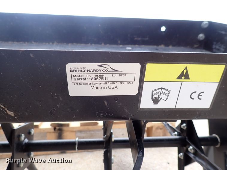 image for item DN2233 Lawn and garden equipment