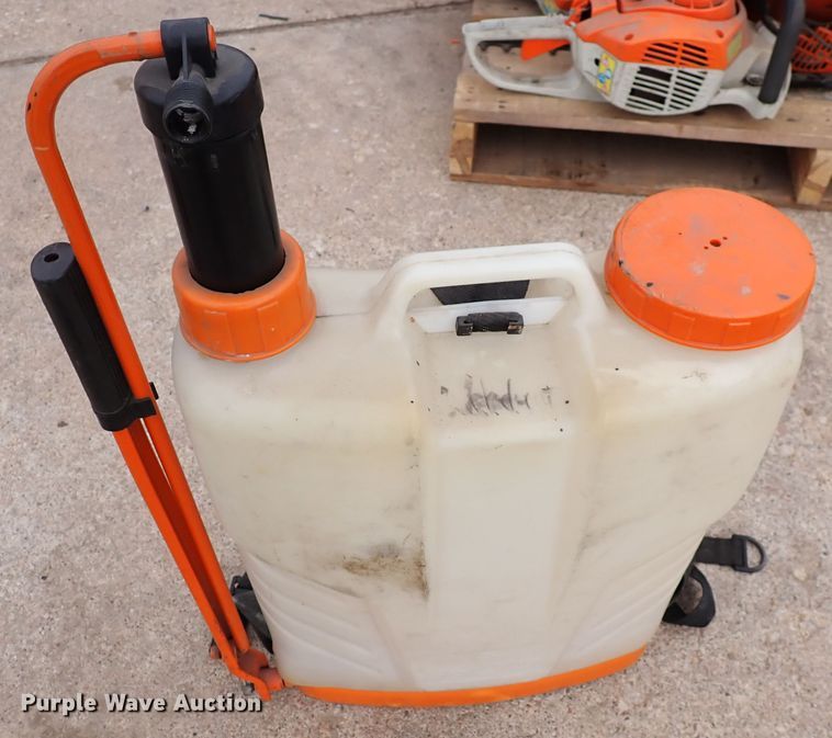 image for item DN2234 (10) backpack sprayers