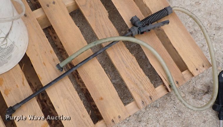 image for item DN2234 (10) backpack sprayers