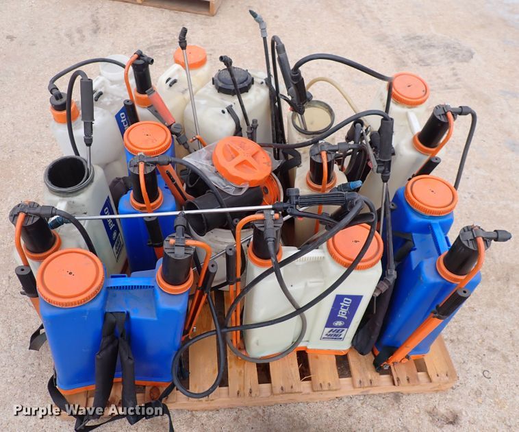 image for item DN2234 (10) backpack sprayers