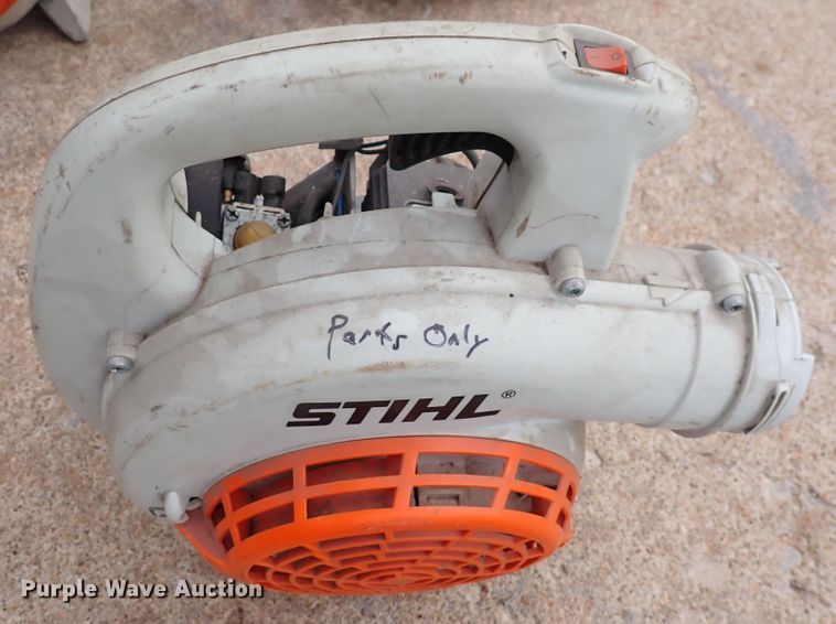 image for item DN2235 Lawn and garden equipment