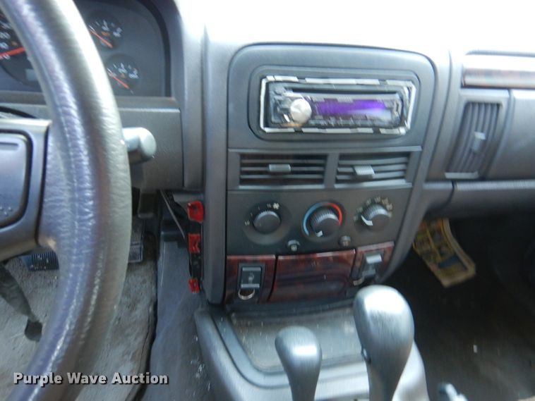 image for item DN5260 2000 Jeep Grand Cherokee  SUV