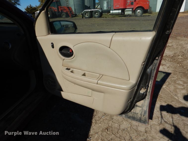 image for item DN5334 2005 Saturn Ion