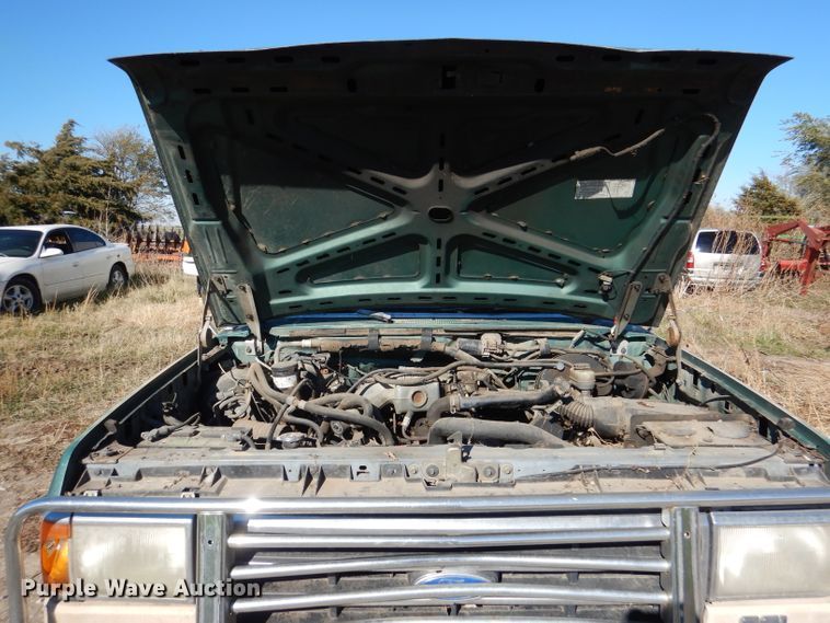 image for item DN5335 1990 Ford F150  pickup truck