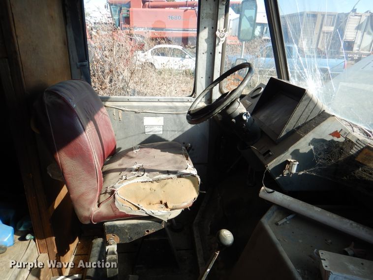 image for item DN5336 1993 GMC P3500  delivery truck