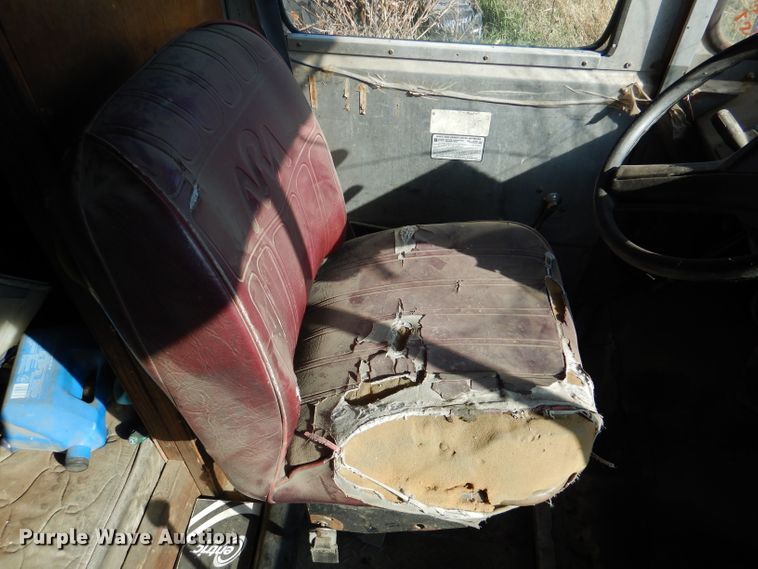 image for item DN5336 1993 GMC P3500  delivery truck