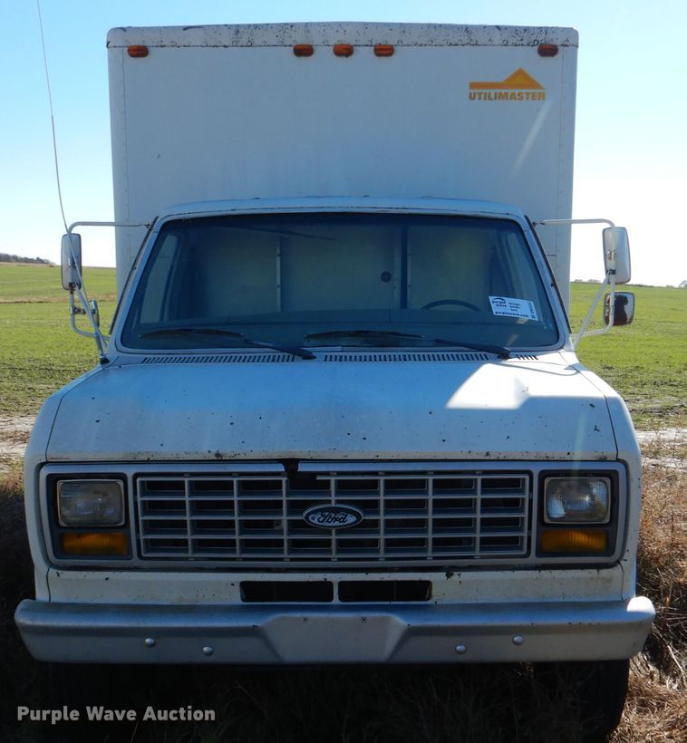 image for item DN5337 1986 Ford Econoline E350  box truck