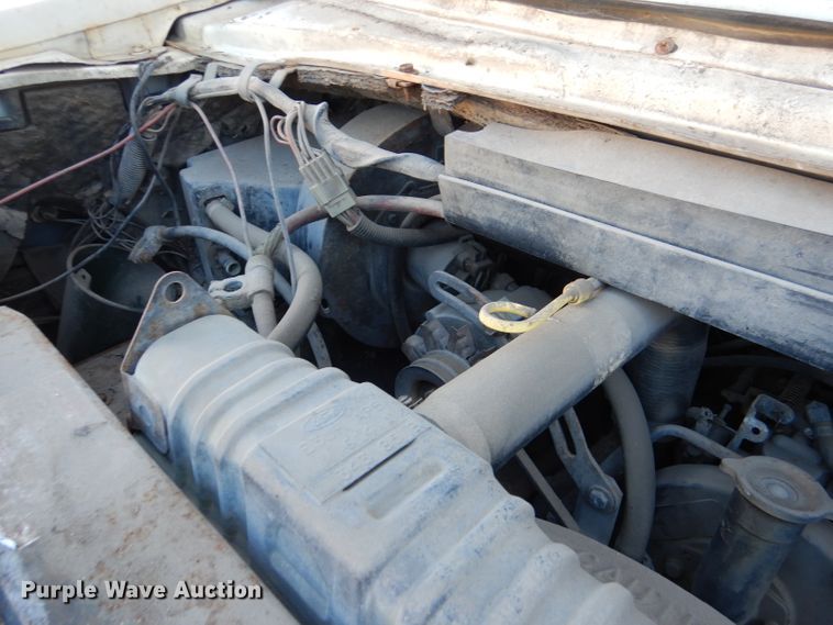 image for item DN5337 1986 Ford Econoline E350  box truck