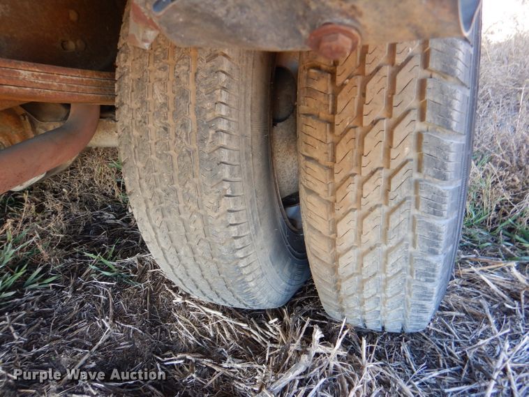 image for item DN5337 1986 Ford Econoline E350  box truck