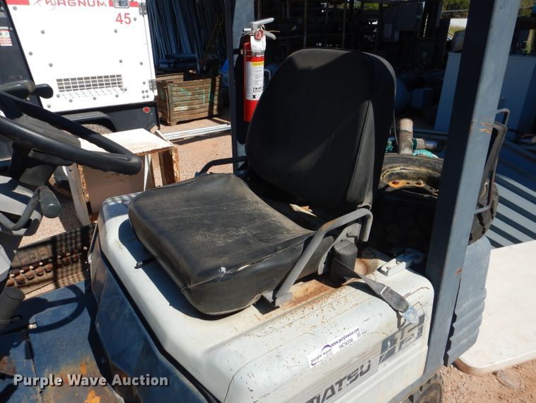 image for item HC9206 Komatsu FG15HT-15  forklift