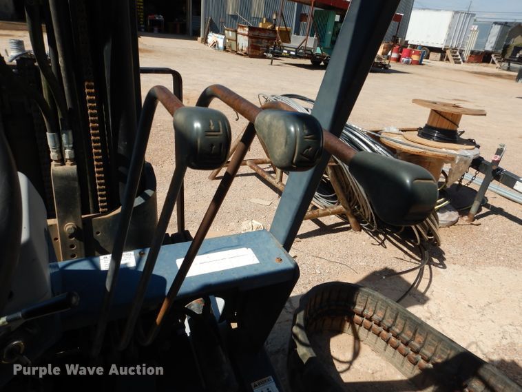 image for item HC9206 Komatsu FG15HT-15  forklift