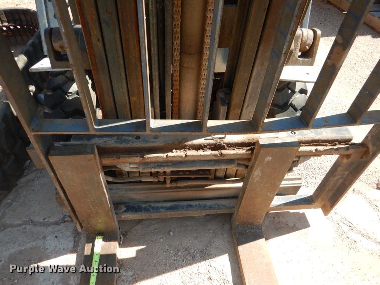 image for item HC9206 Komatsu FG15HT-15  forklift