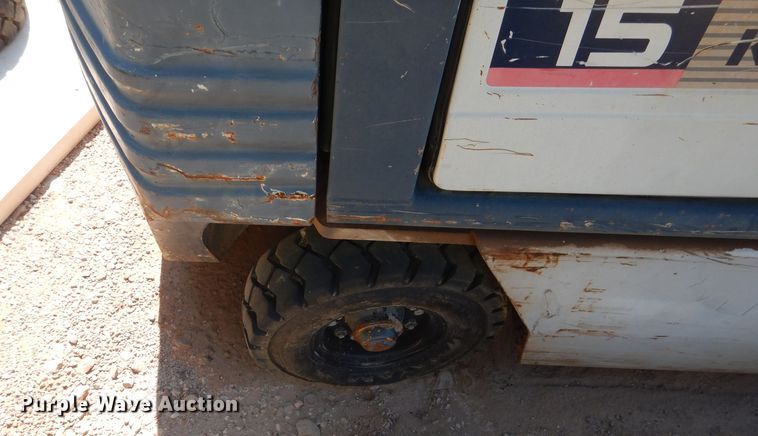 image for item HC9206 Komatsu FG15HT-15  forklift