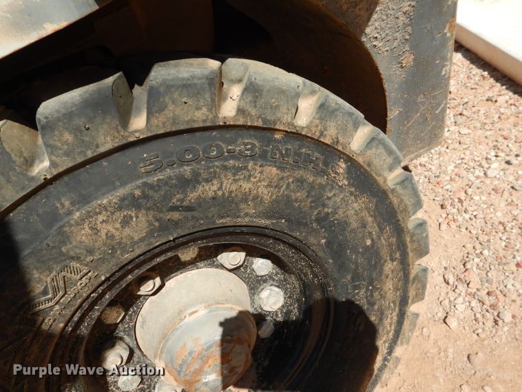 image for item HC9206 Komatsu FG15HT-15  forklift