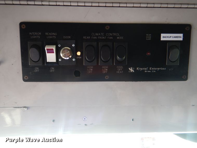 image for item HT9481 2001 International 3400  party bus