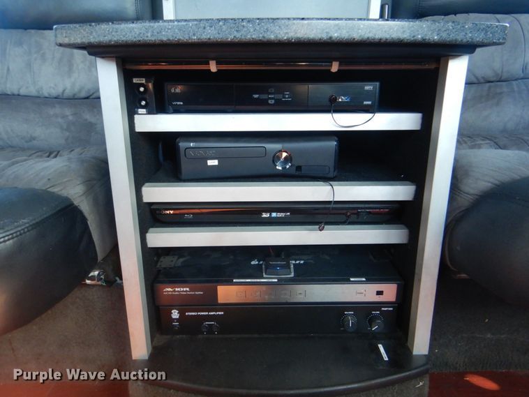 image for item HT9481 2001 International 3400  party bus