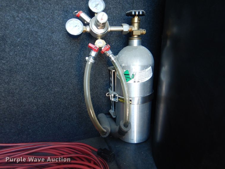 image for item HT9481 2001 International 3400  party bus