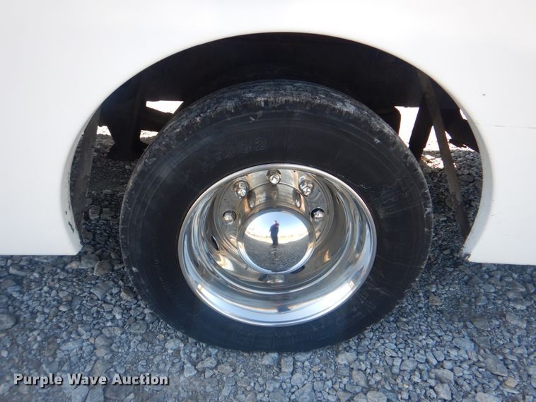 image for item HT9481 2001 International 3400  party bus