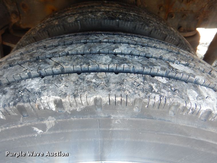 image for item HT9481 2001 International 3400  party bus