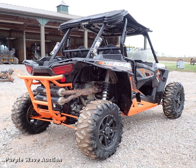 image for item IC9580 2014 Polaris RZR1000  utility vehicle
