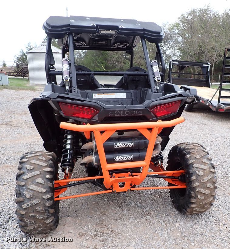 image for item IC9580 2014 Polaris RZR1000  utility vehicle
