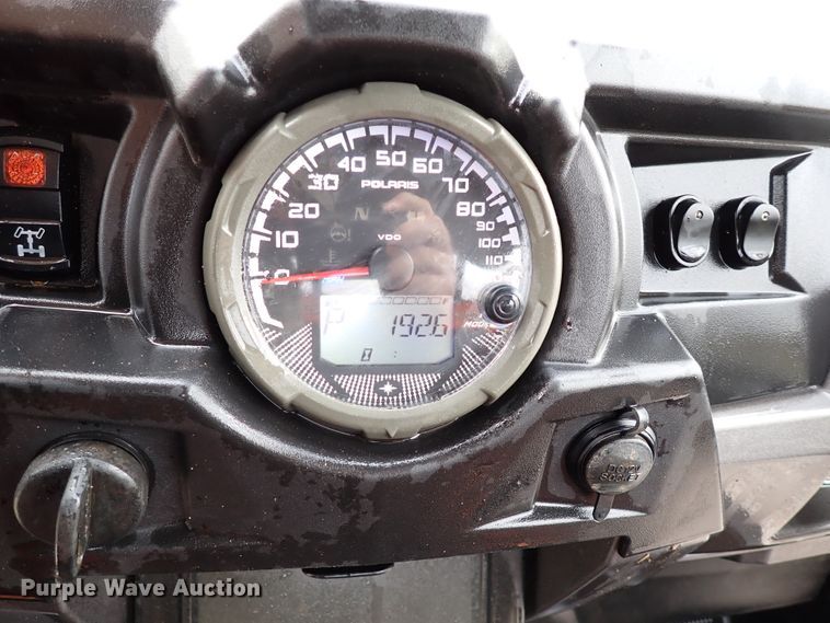 image for item IC9580 2014 Polaris RZR1000  utility vehicle