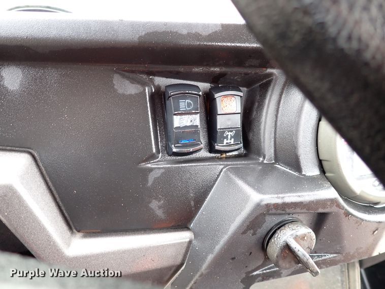 image for item IC9580 2014 Polaris RZR1000  utility vehicle