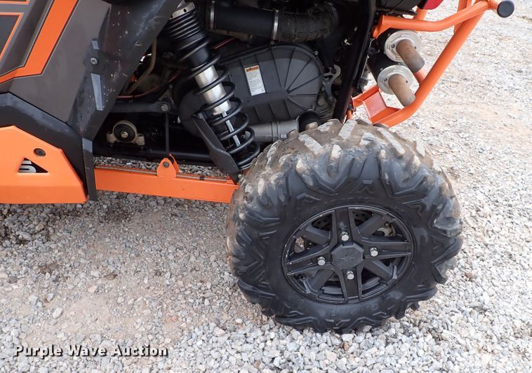 image for item IC9580 2014 Polaris RZR1000  utility vehicle