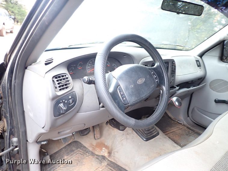 image for item IC9610 1997 Ford F150  pickup truck