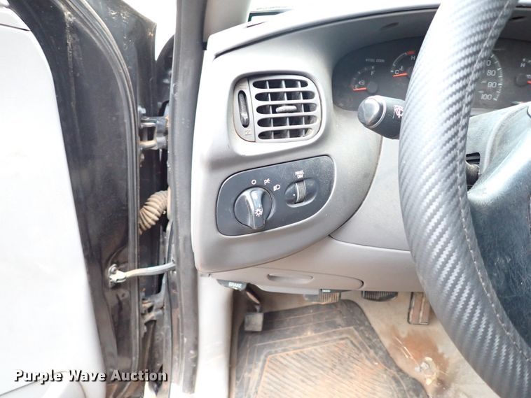 image for item IC9610 1997 Ford F150  pickup truck