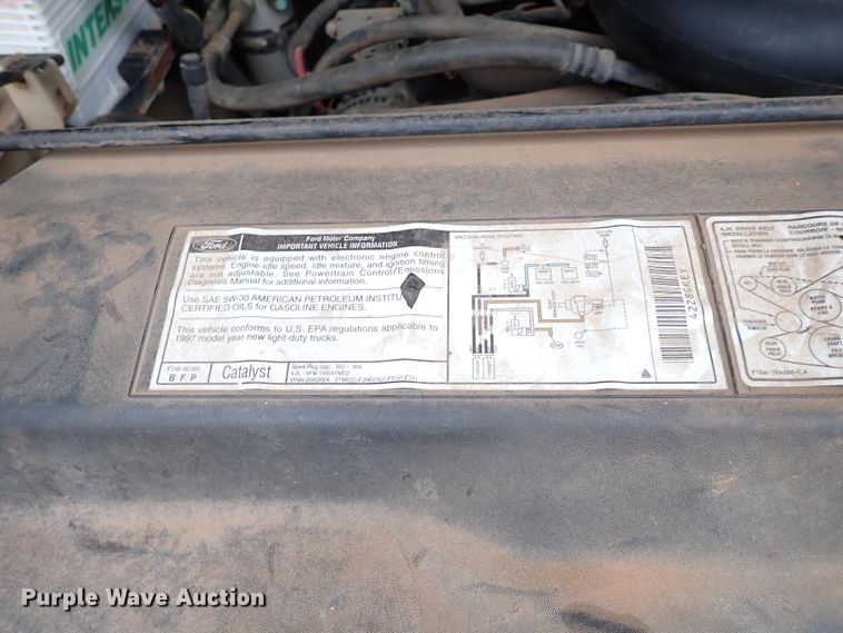 image for item IC9610 1997 Ford F150  pickup truck