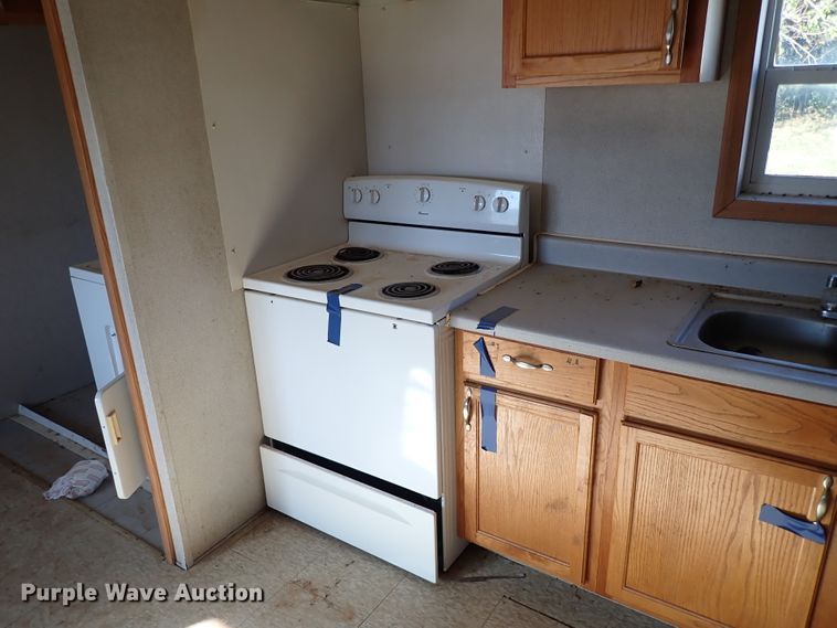 image for item IC9660 Ameri Tech Manufacturing  oilfield crew quarters