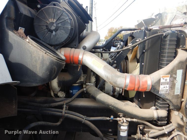 image for item ID9145 1996 Kenworth T300  box truck