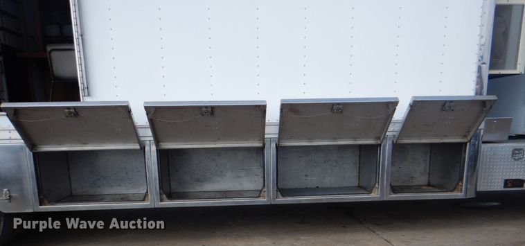 image for item ID9145 1996 Kenworth T300  box truck