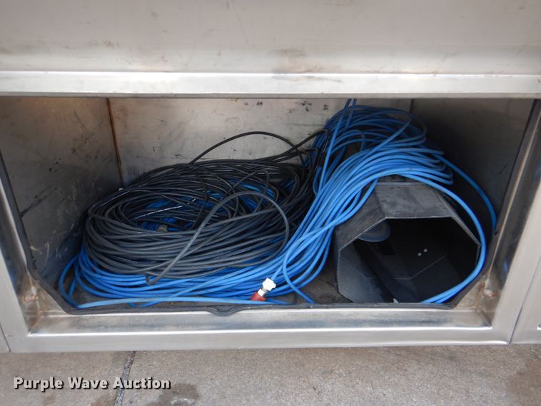 image for item ID9145 1996 Kenworth T300  box truck