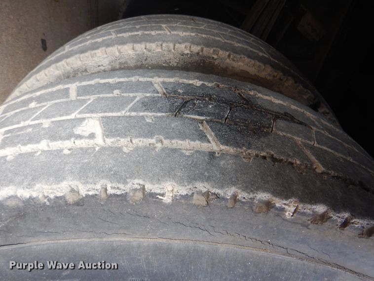 image for item ID9145 1996 Kenworth T300  box truck