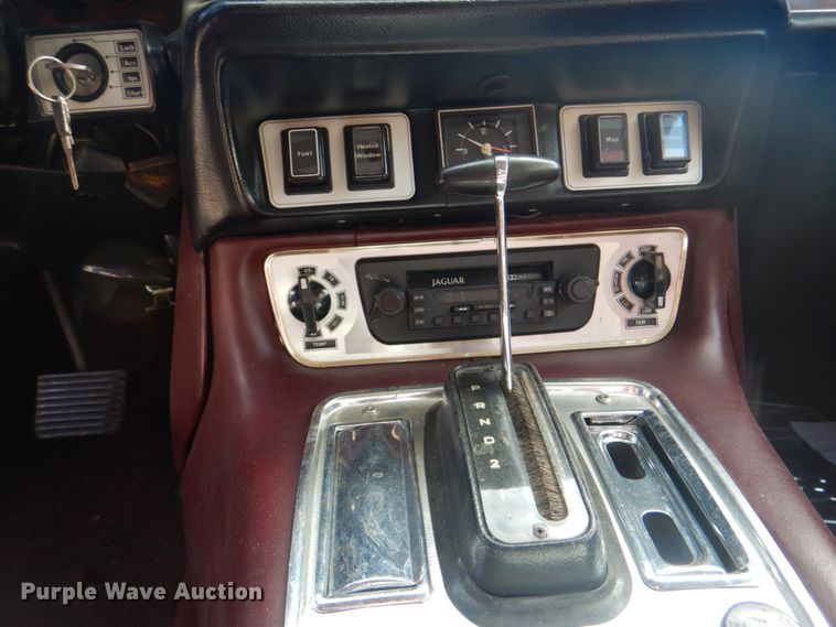 image for item ID9148 1975 Jaguar XJ6C