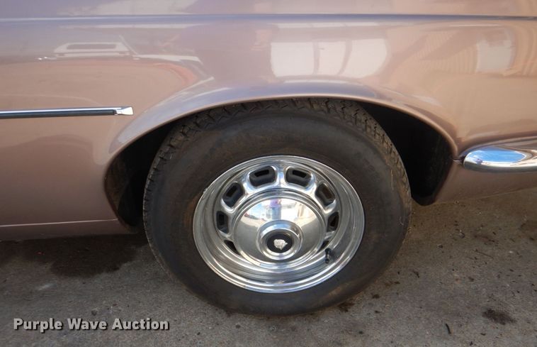 image for item ID9148 1975 Jaguar XJ6C