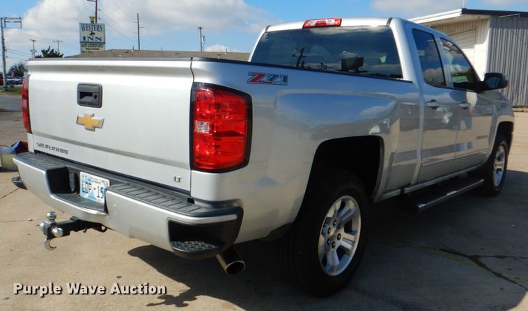 image for item ID9151 2016 Chevrolet Silverado 1500  Double Cab pickup truck