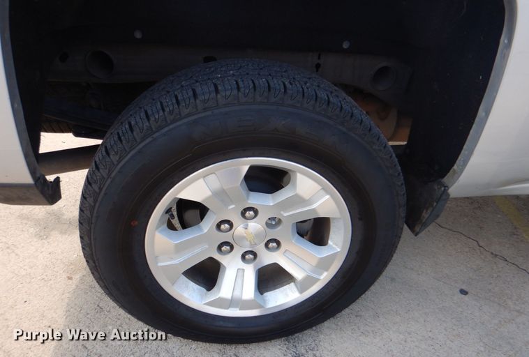 image for item ID9151 2016 Chevrolet Silverado 1500  Double Cab pickup truck