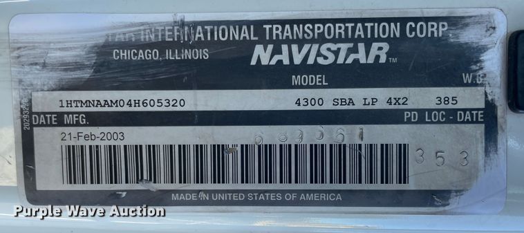 image for item ID9561 2004 International 4300  utility / service truck