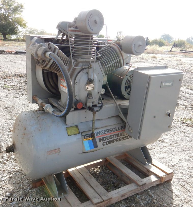 image for item IH9046 1992 Ingersoll Rand T30  air compressor