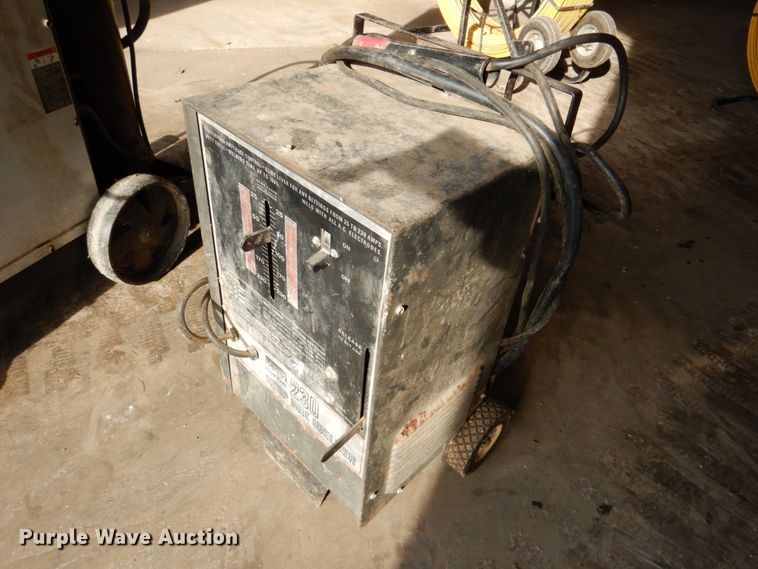 image for item IH9051 Welders