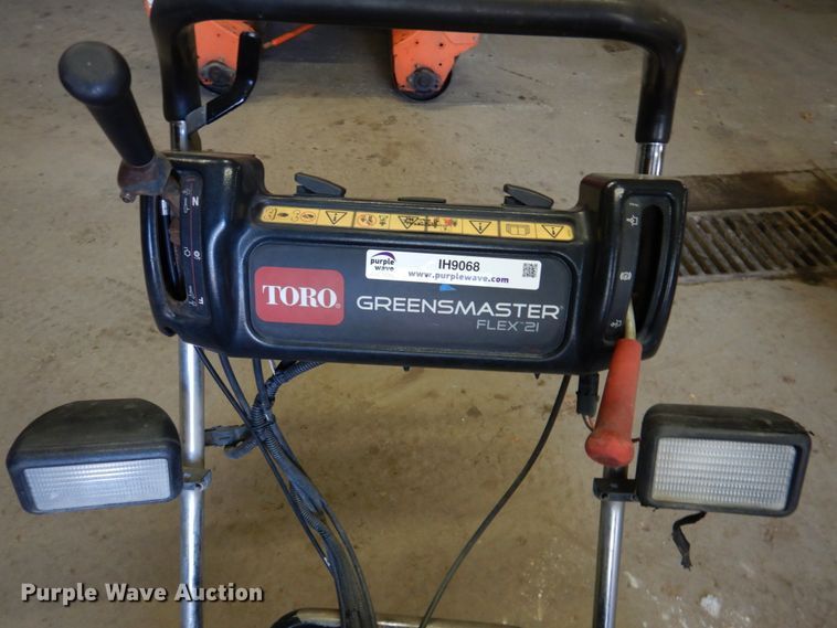 image for item IH9068 Toro Greensmaster 21  greens mower