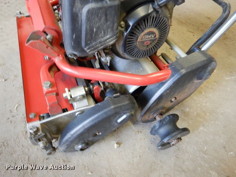 image for item IH9068 Toro Greensmaster 21  greens mower