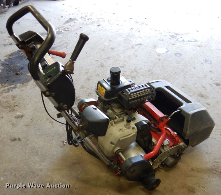 image for item IH9069 Toro Greensmaster 21  greens mower