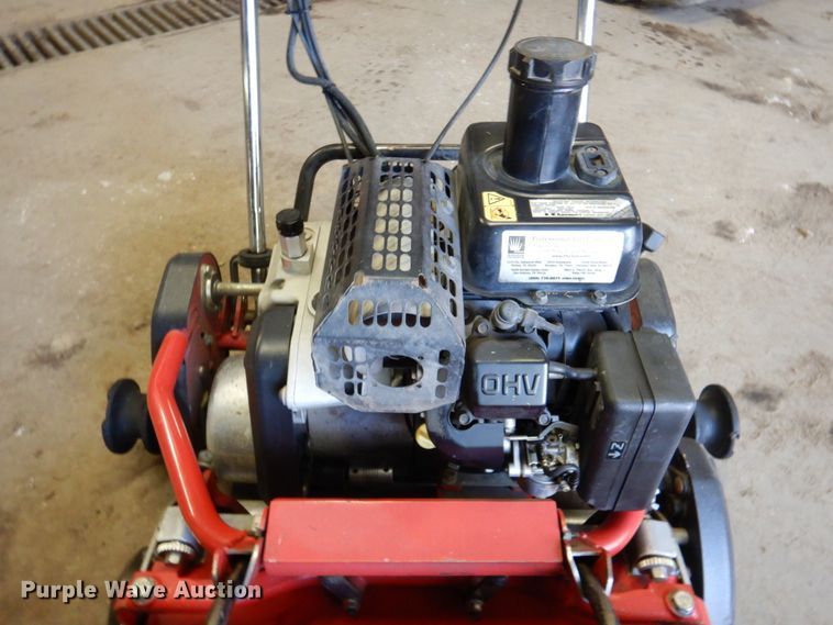 image for item IH9069 Toro Greensmaster 21  greens mower