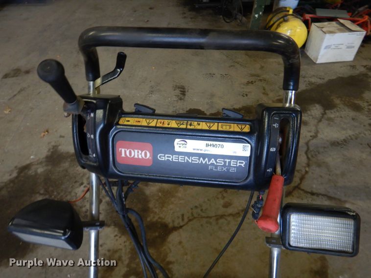 image for item IH9070 Toro Greensmaster 21  greens mower